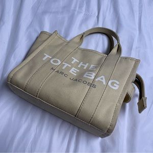 THE TOTE BAG MARC JACOBS